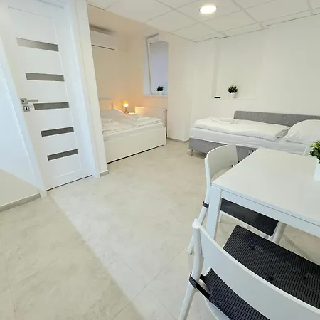 Krasny - 1 V Srdci Centra Lägenhet